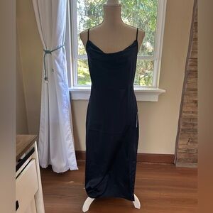 Venus Navy Cowl Neck  Midi Dress Size 6 NWT💙